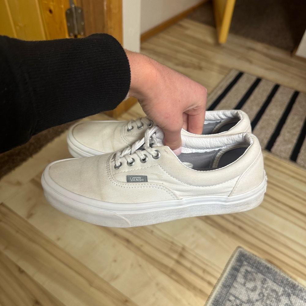 WHITE VANS - Picture 4 of 5